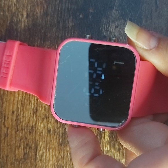 1FACE Pink Mirror Watch - Picture 3 of 4